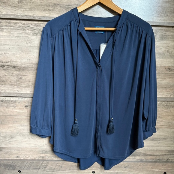 Biltmore Navy Blue 3/4 Sleeve Tie Front Tassles Flowy Blouse women's sz L NWT - Picture 1 of 13